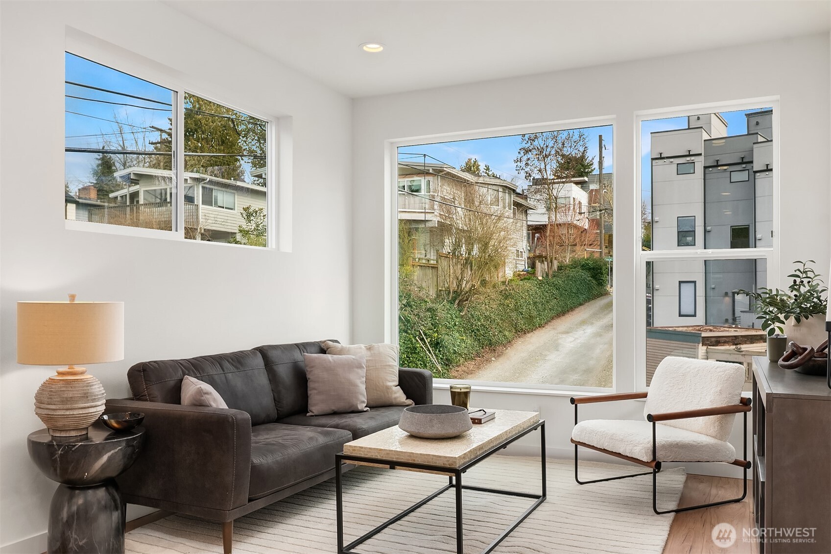 223 NE 75th Street , Seattle, WA 98115