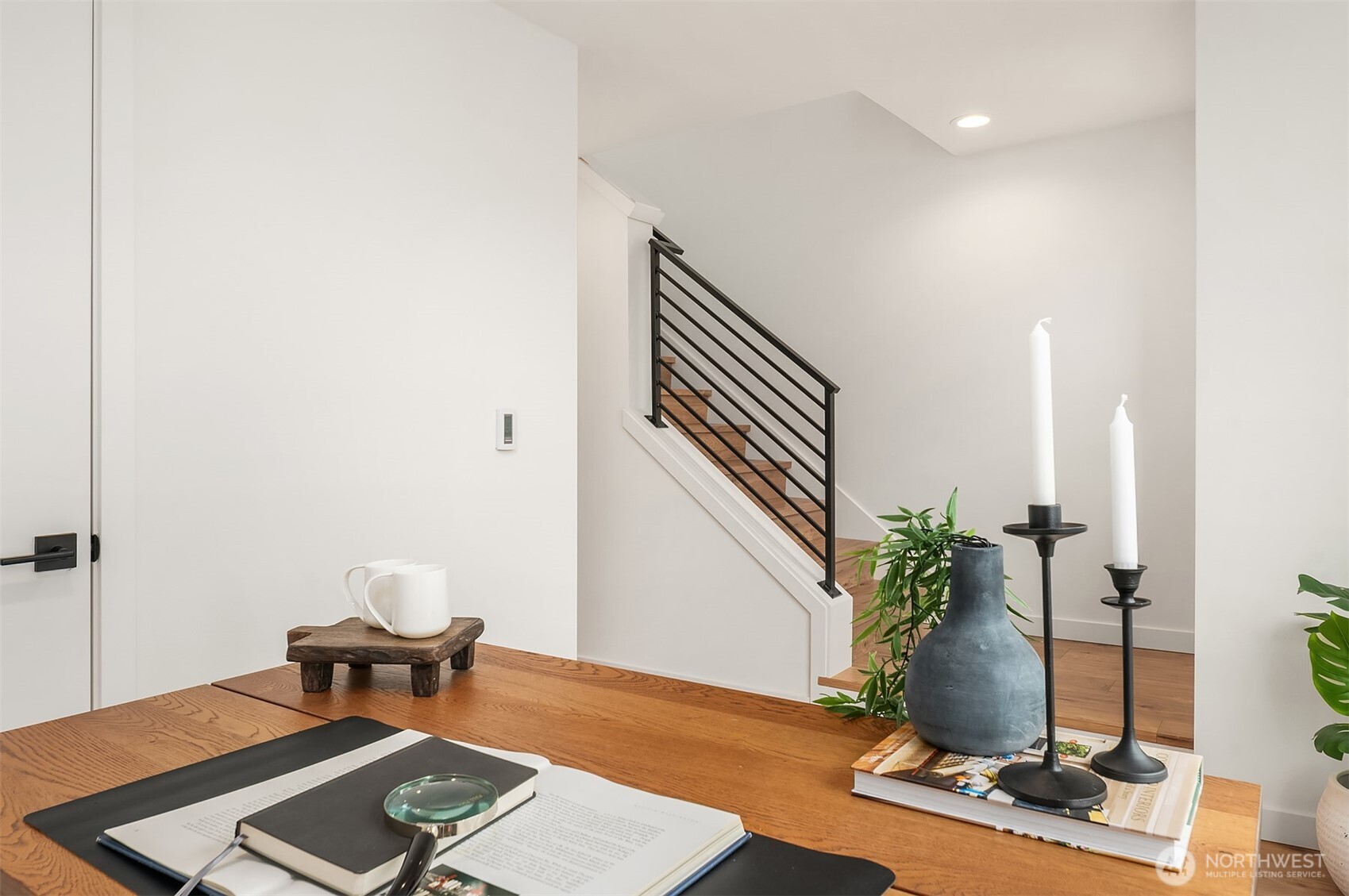 223 NE 75th Street , Seattle, WA 98115