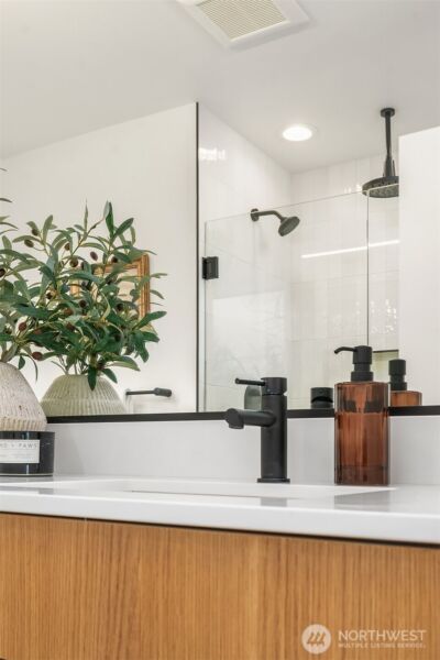 223 NE 75th Street , Seattle, WA 98115 - Photo 28