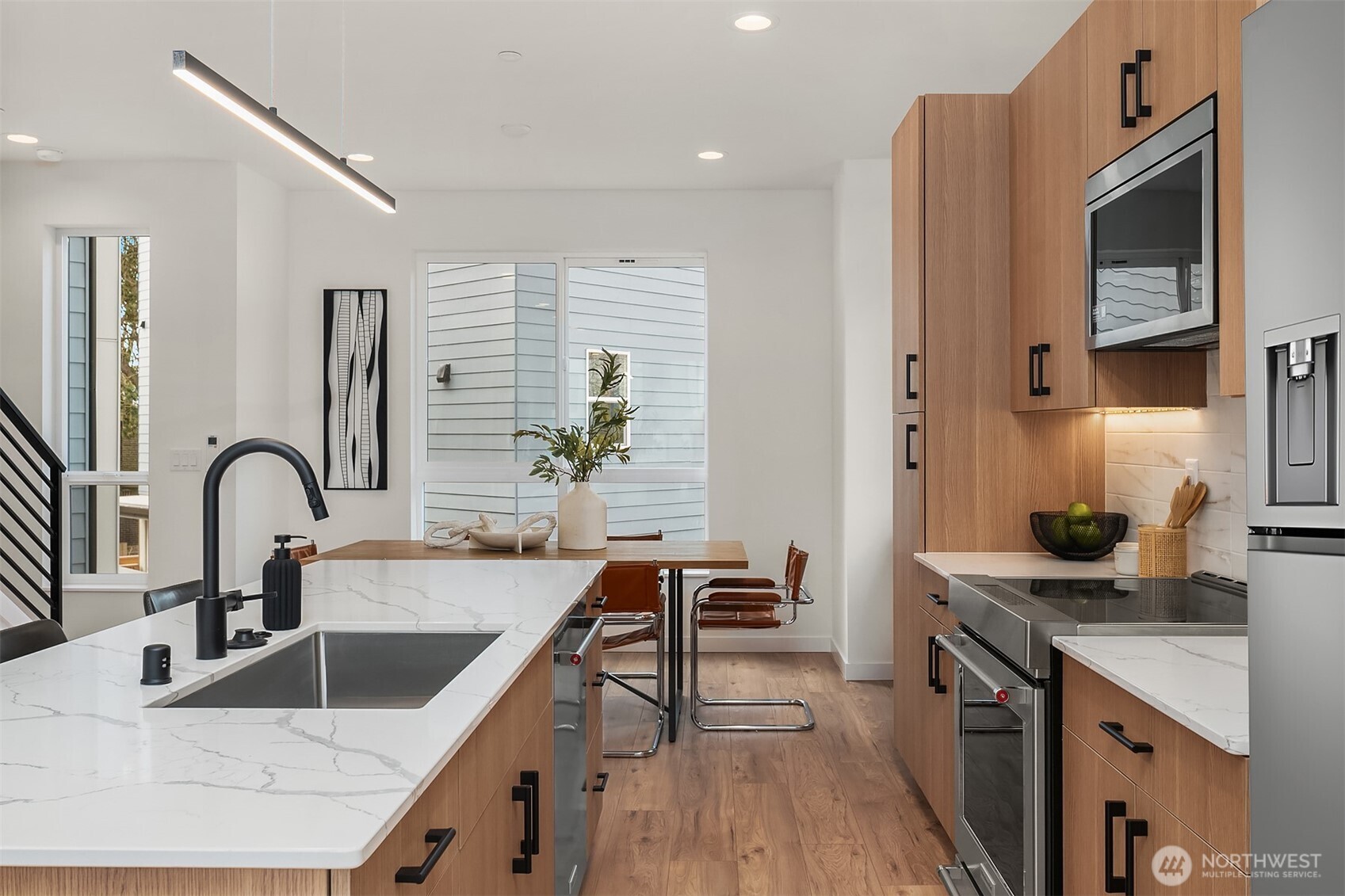 223 NE 75th Street , Seattle, WA 98115