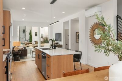 223 NE 75th Street , Seattle, WA 98115 - Photo 7