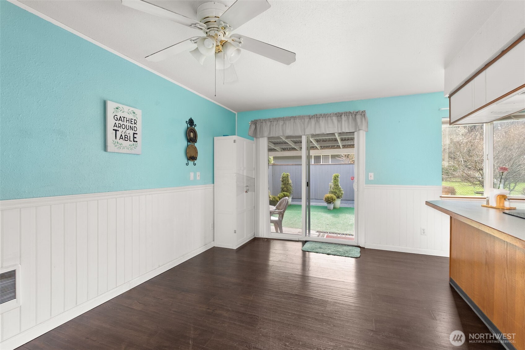 613 Holm Avenue , Montesano, WA 98563