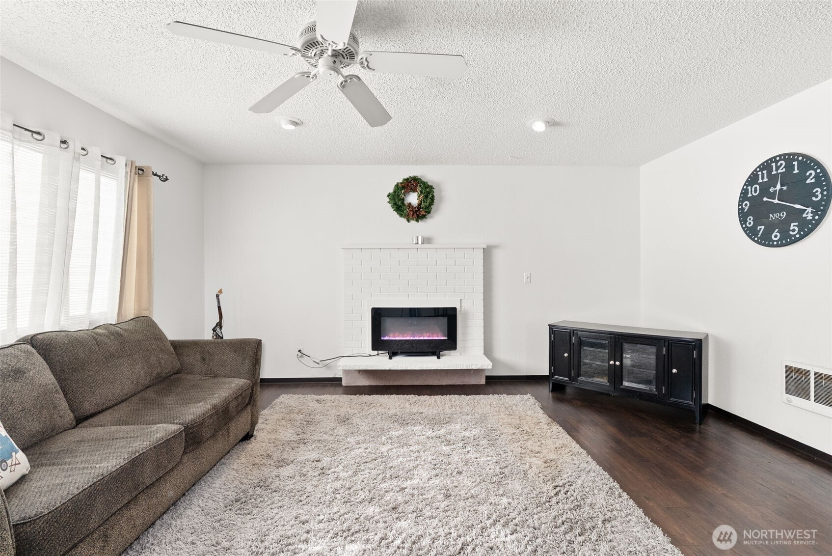 613 Holm Avenue , Montesano, WA 98563