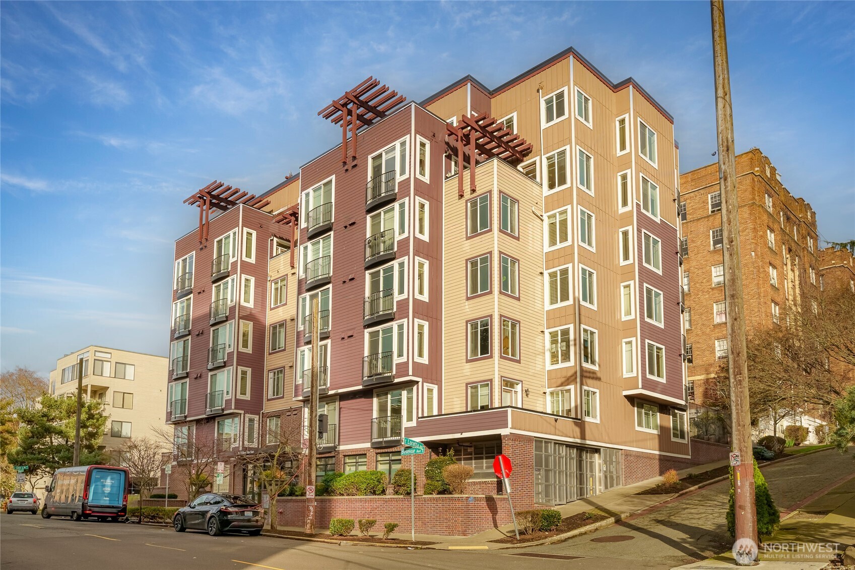 124 Bellevue Avenue E #206, Seattle, WA 98102