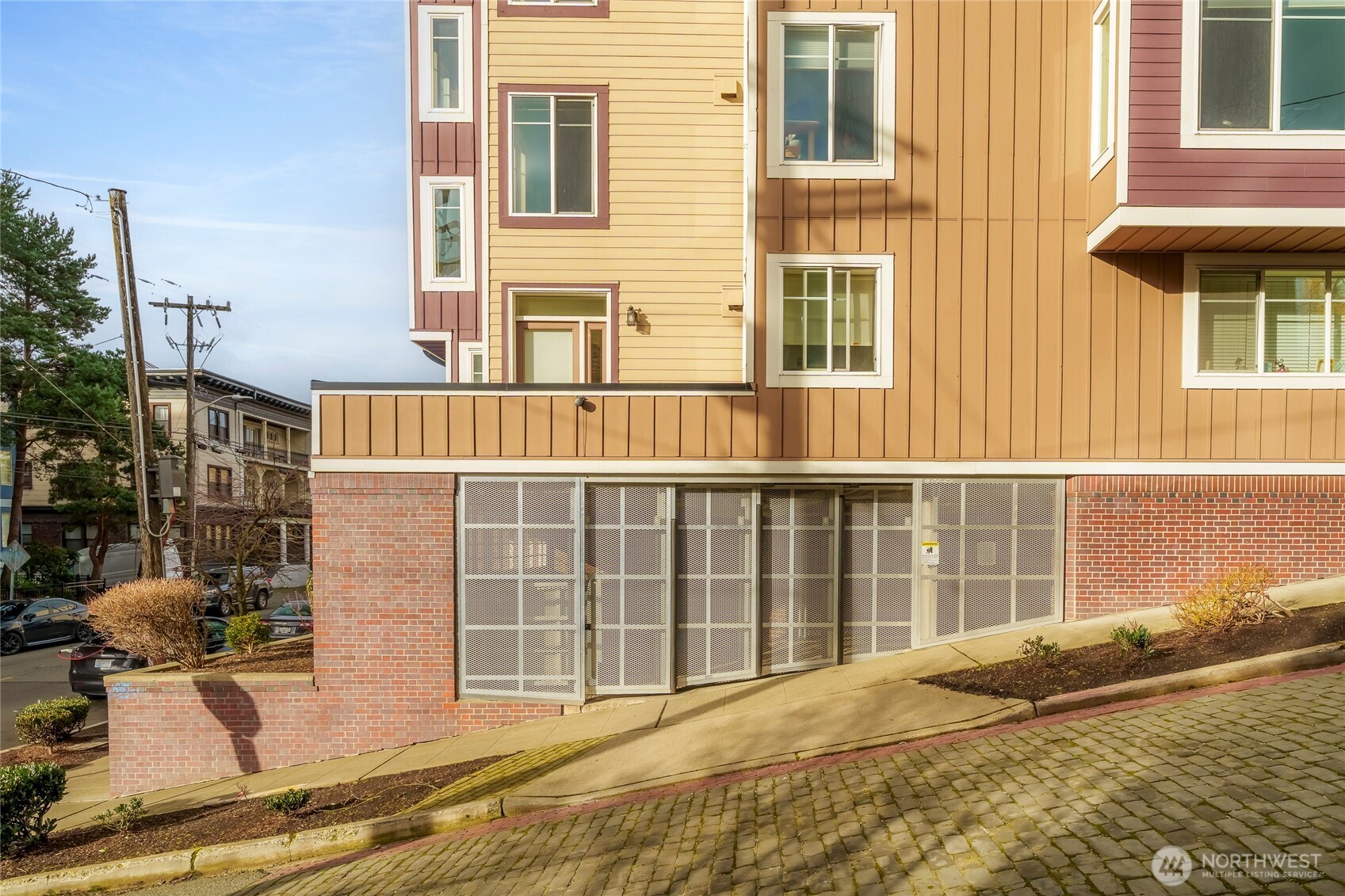 124 Bellevue Avenue E #206, Seattle, WA 98102