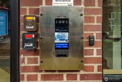 124 Bellevue Avenue E #206, Seattle, WA 98102 - Photo 19