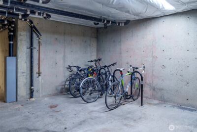 124 Bellevue Avenue E #206, Seattle, WA 98102 - Photo 21