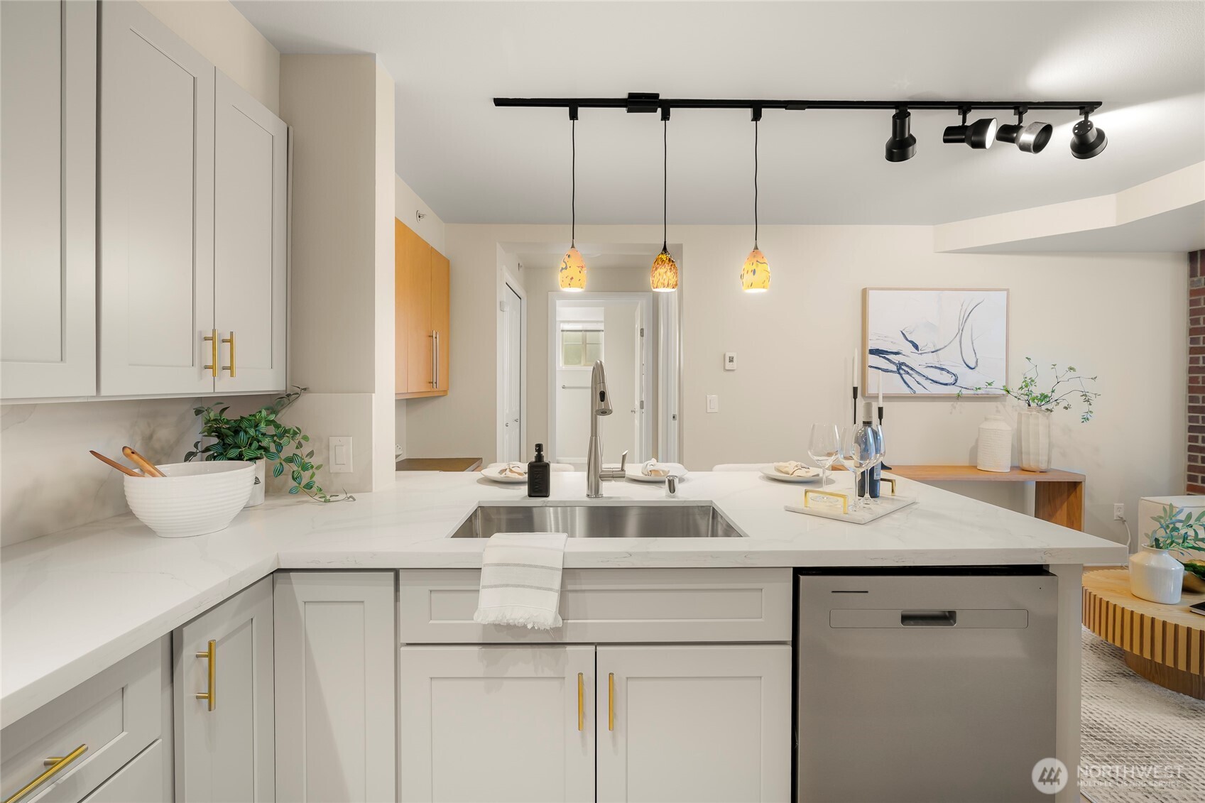 124 Bellevue Avenue E #206, Seattle, WA 98102