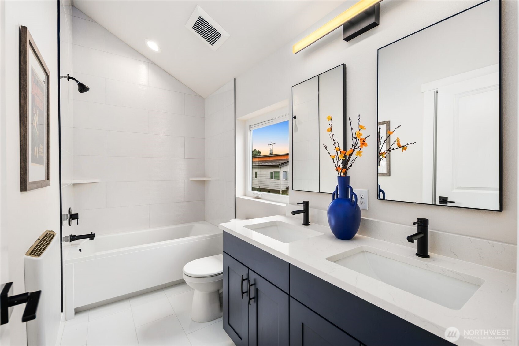 9692 51st Avenue S, Seattle, WA 98118