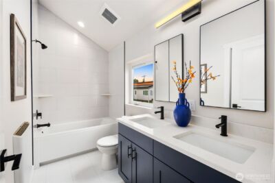 9692 51st Avenue S, Seattle, WA 98118 - Photo 13