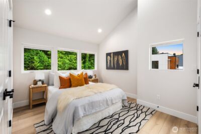 9692 51st Avenue S, Seattle, WA 98118 - Photo 14