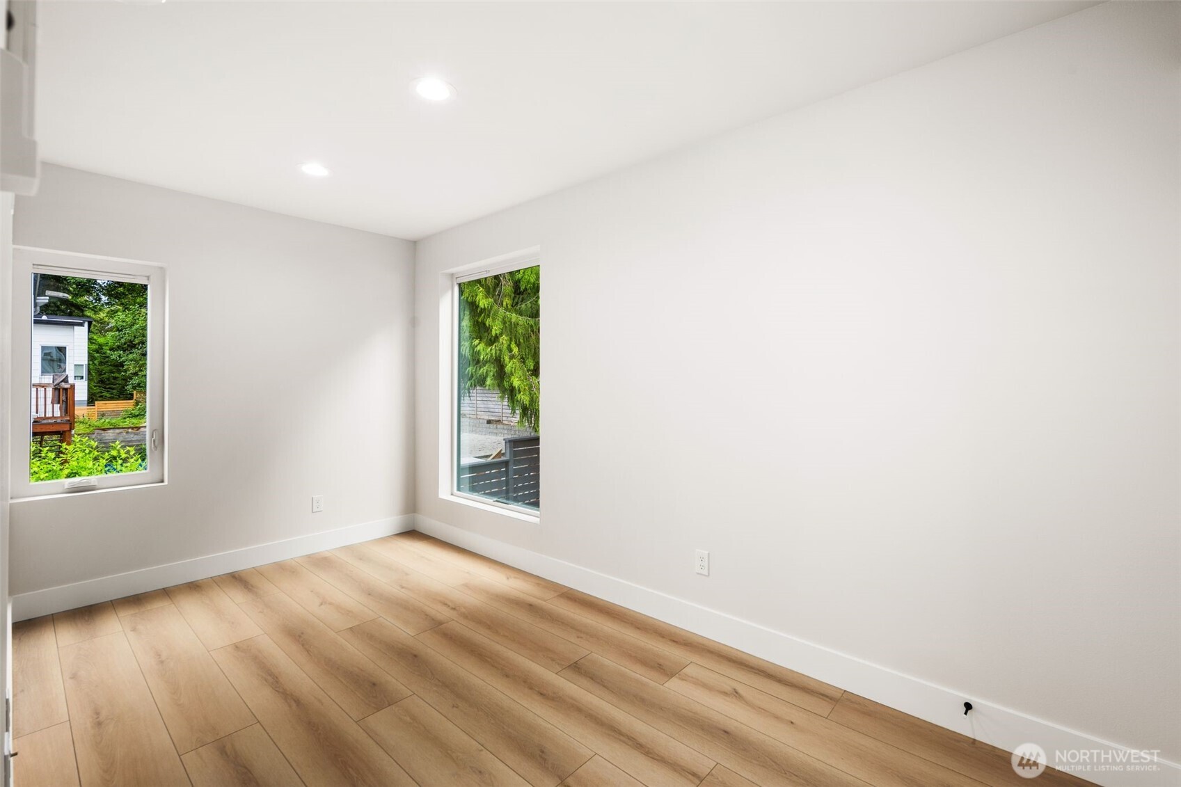 9692 51st Avenue S, Seattle, WA 98118