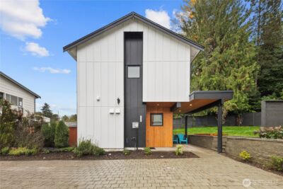 9692 51st Avenue S, Seattle, WA 98118 - Photo 3