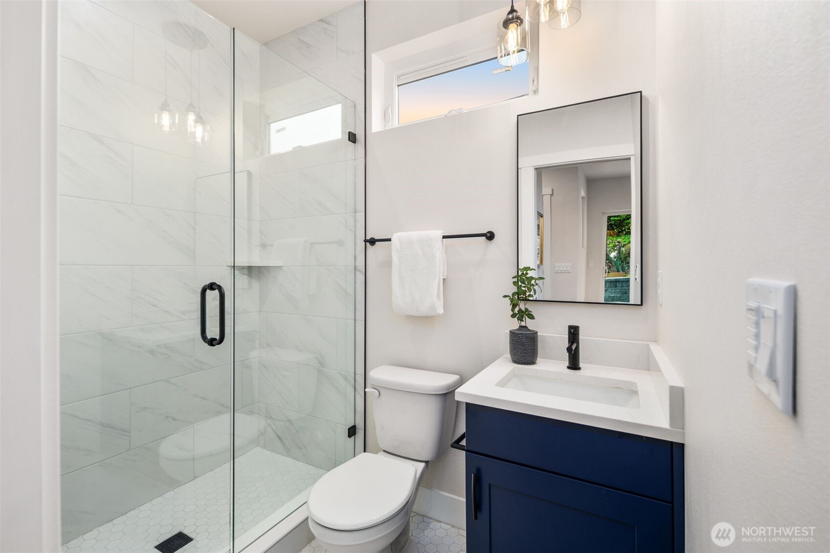 9692 51st Avenue S, Seattle, WA 98118