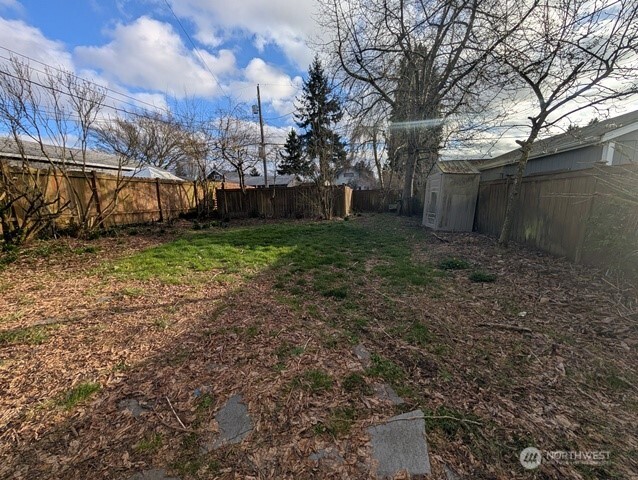 2726 S 14th Street , Tacoma, WA 98405