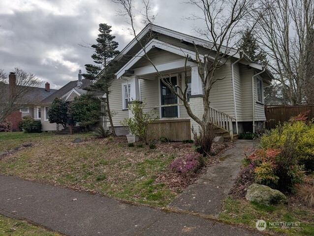 2726 S 14th Street , Tacoma, WA 98405