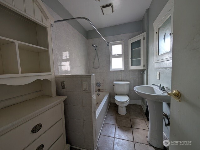 2726 S 14th Street , Tacoma, WA 98405