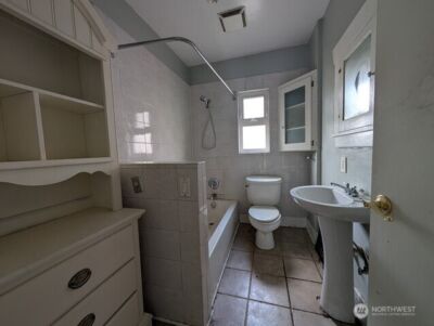 2726 S 14th Street , Tacoma, WA 98405 - Photo 8