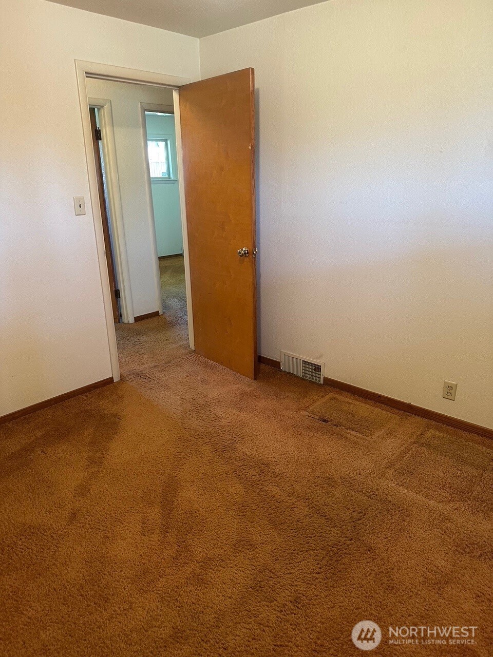 3504 NE 135th Street , Seattle, WA 98125