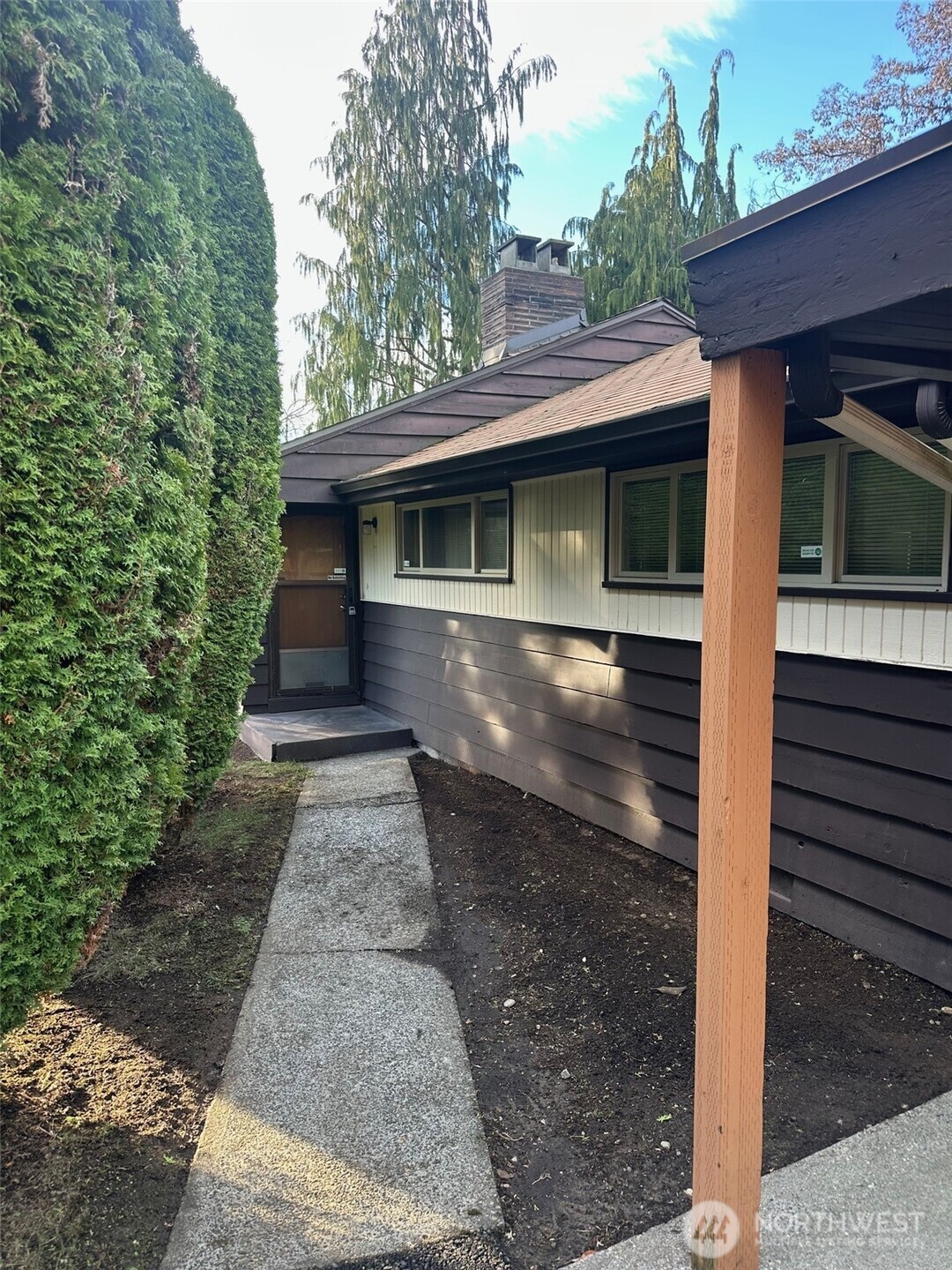 3504 NE 135th Street , Seattle, WA 98125