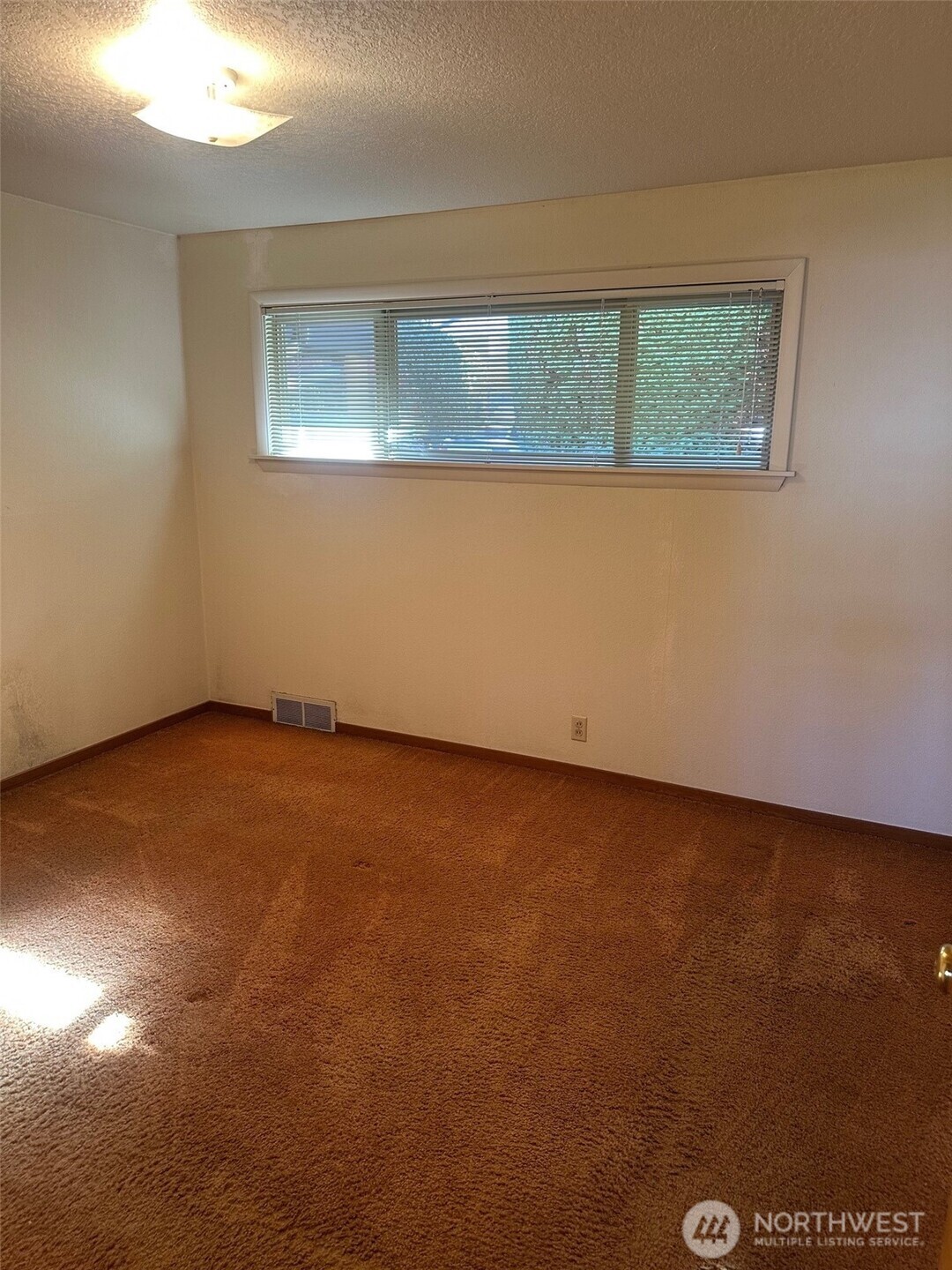 3504 NE 135th Street , Seattle, WA 98125