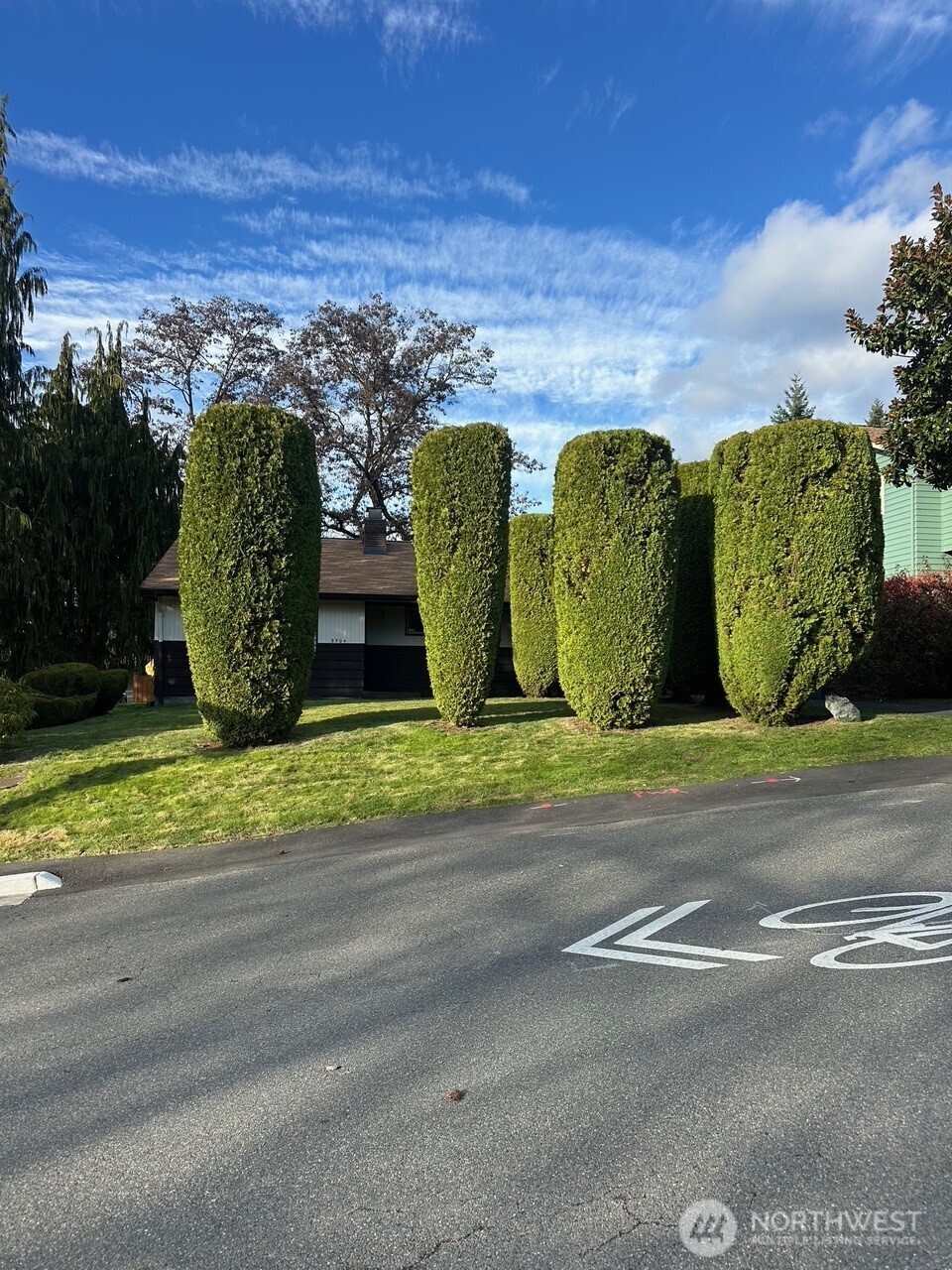 3504 NE 135th Street , Seattle, WA 98125