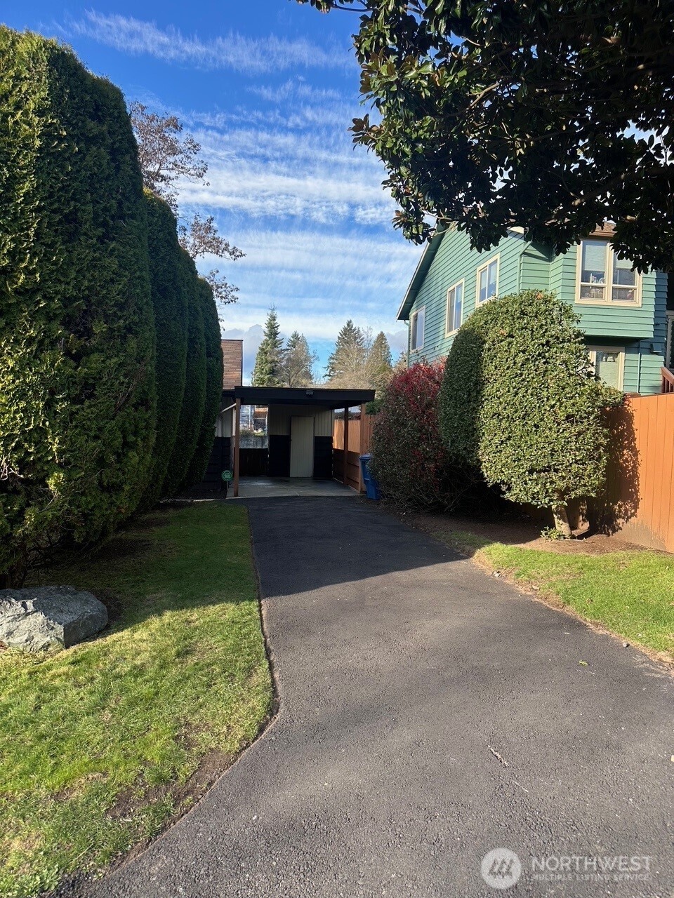 3504 NE 135th Street , Seattle, WA 98125