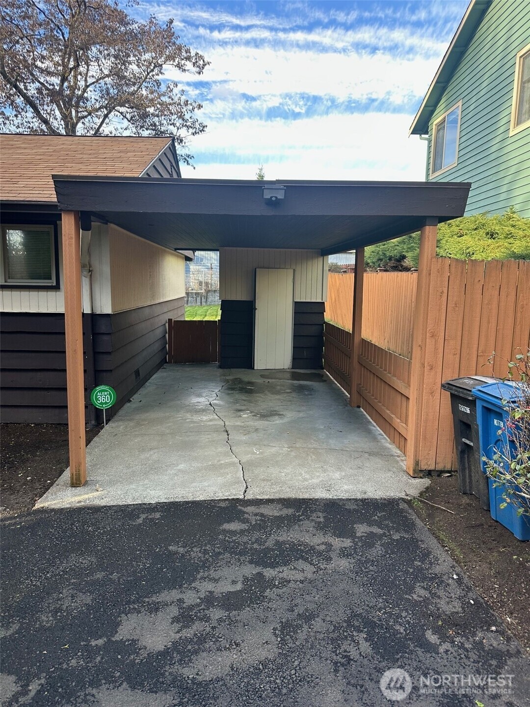 3504 NE 135th Street , Seattle, WA 98125