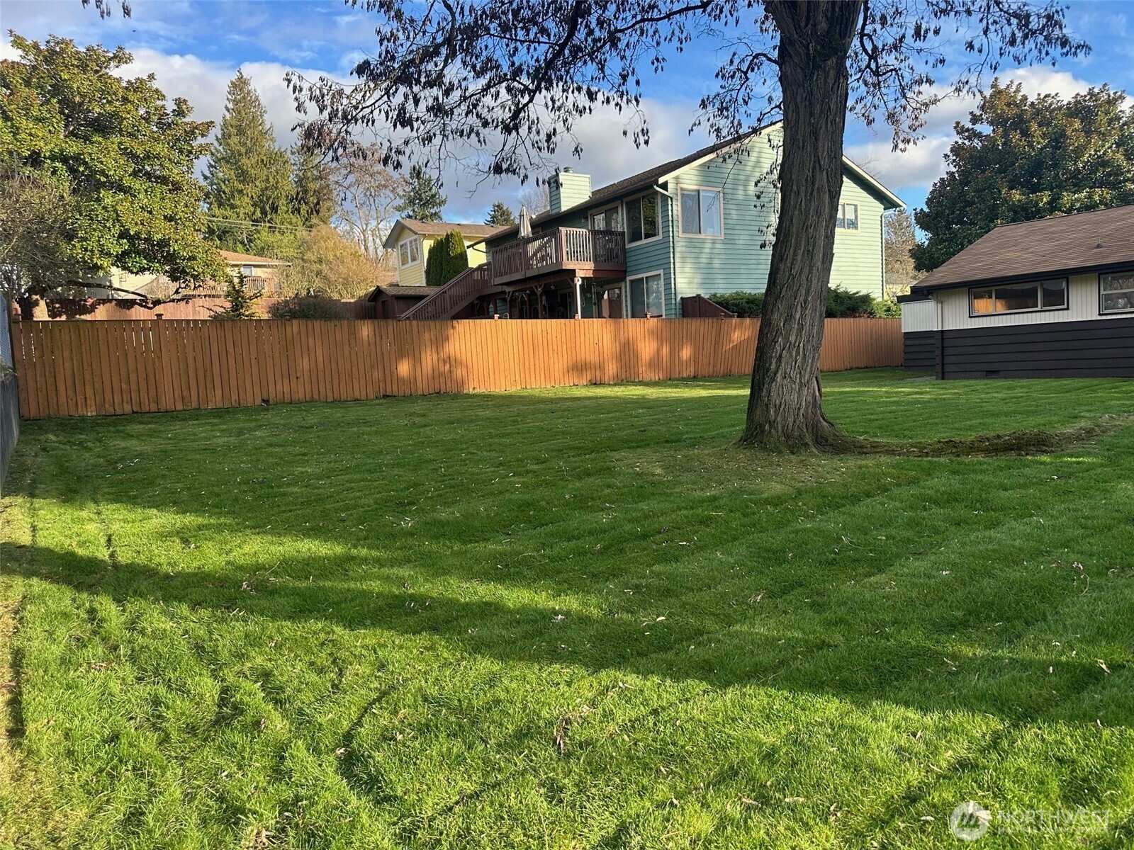 3504 NE 135th Street , Seattle, WA 98125