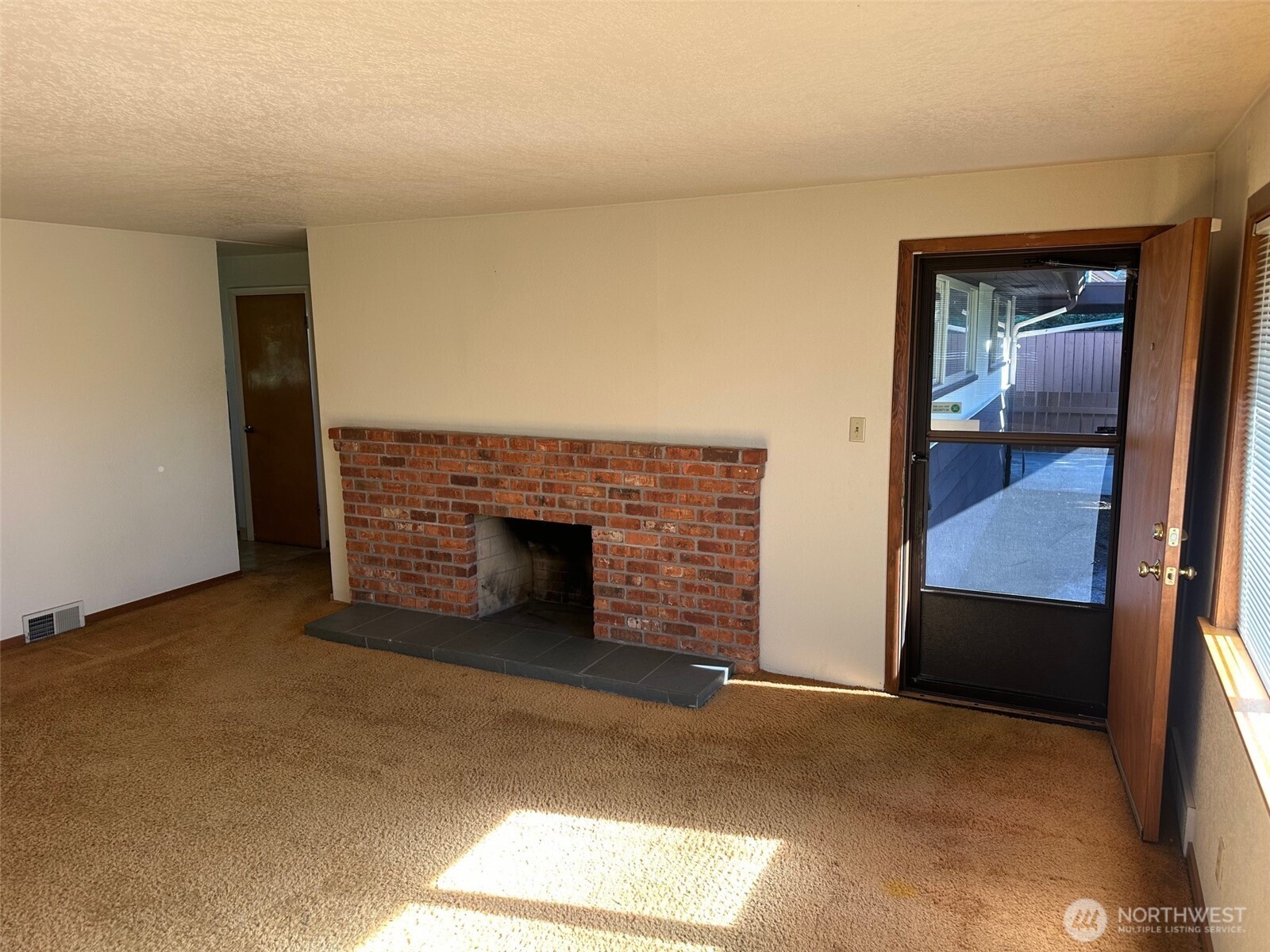 3504 NE 135th Street , Seattle, WA 98125