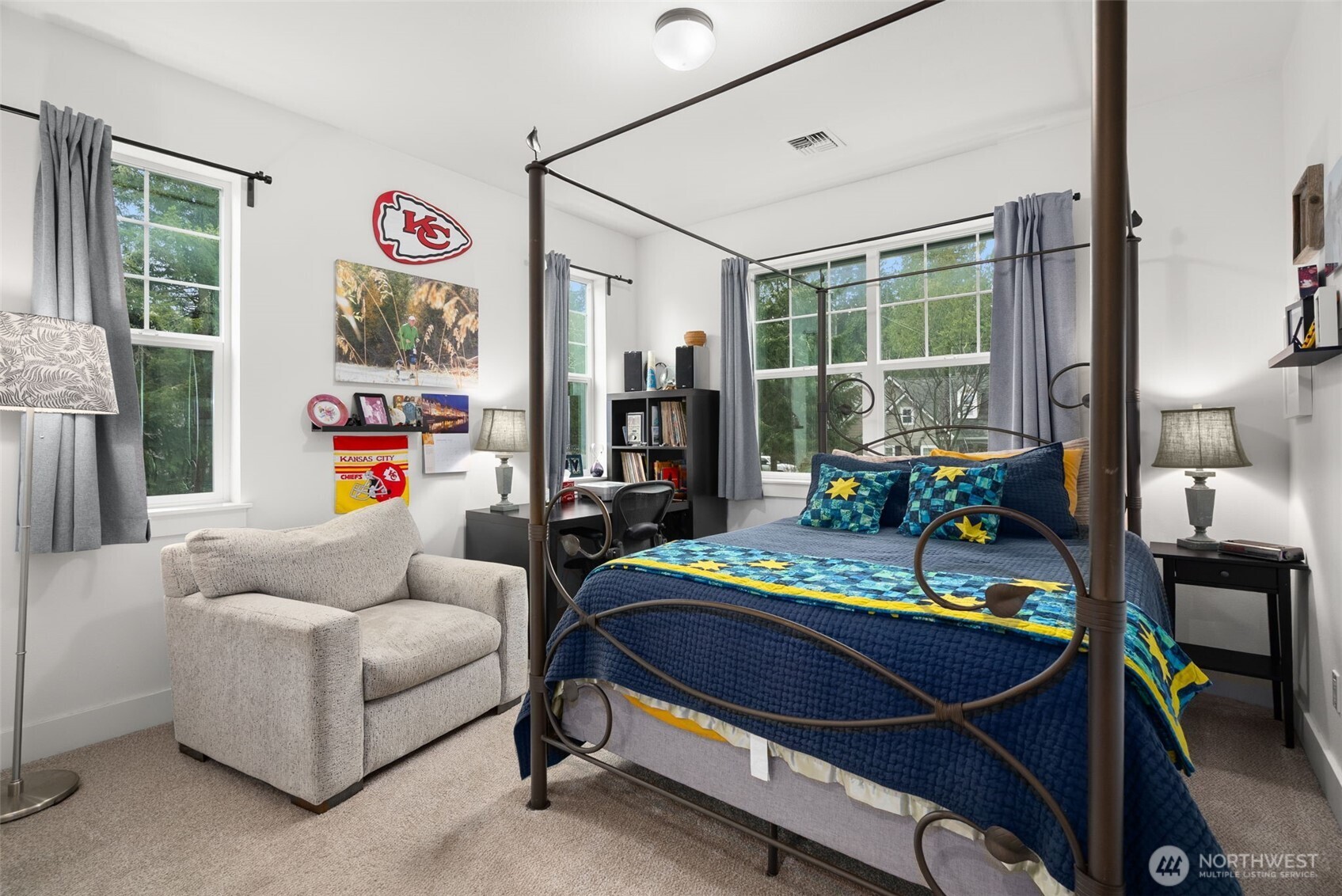 20 Dunsmuir Road , Port Ludlow, WA 98365-6726