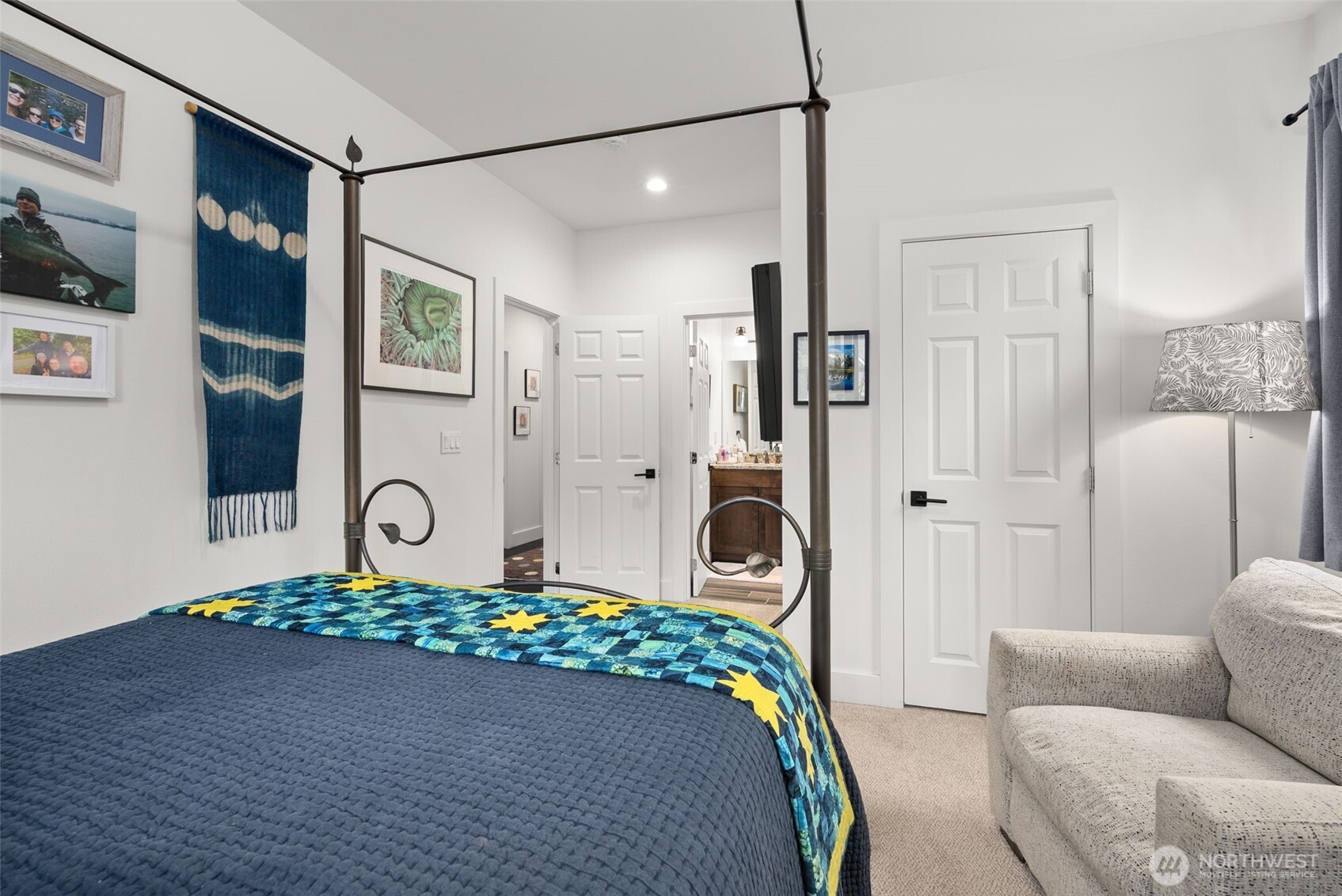 20 Dunsmuir Road , Port Ludlow, WA 98365-6726