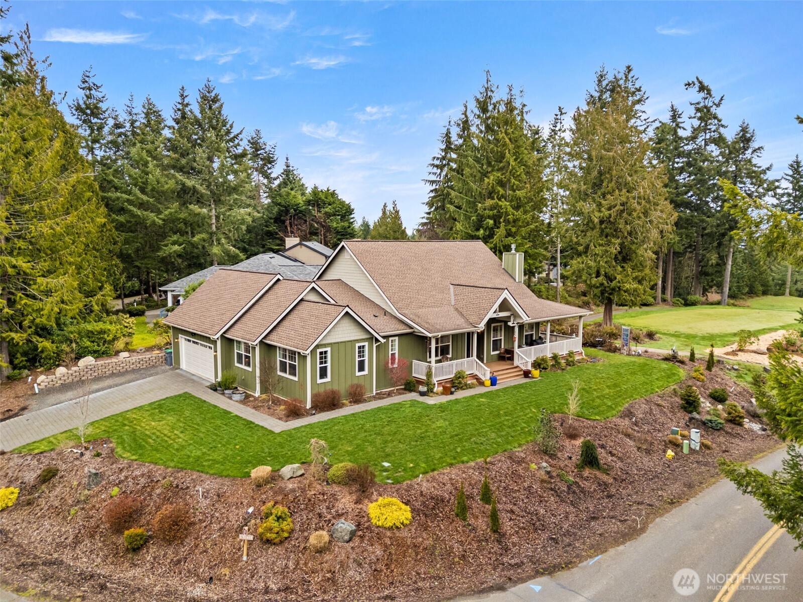 20 Dunsmuir Road , Port Ludlow, WA 98365-6726