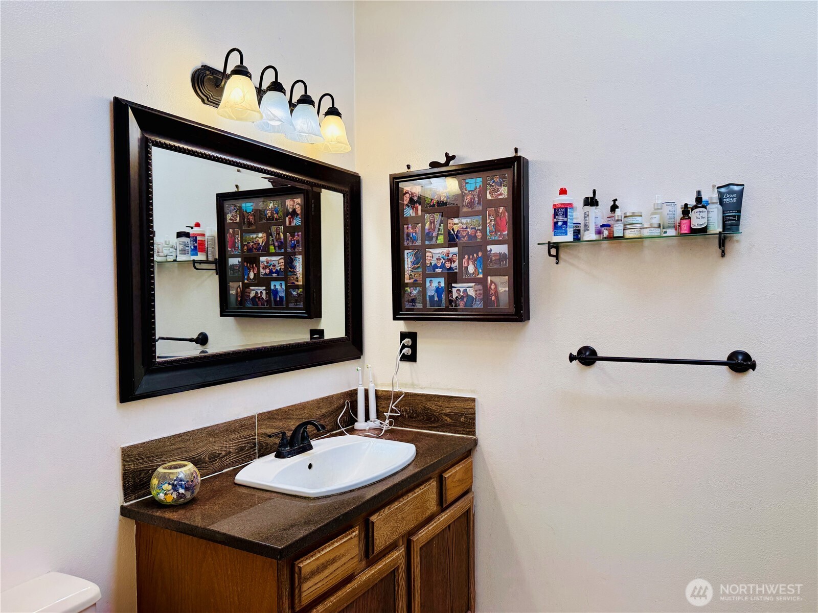 7703 NE 156th Avenue , Vancouver, WA 98682