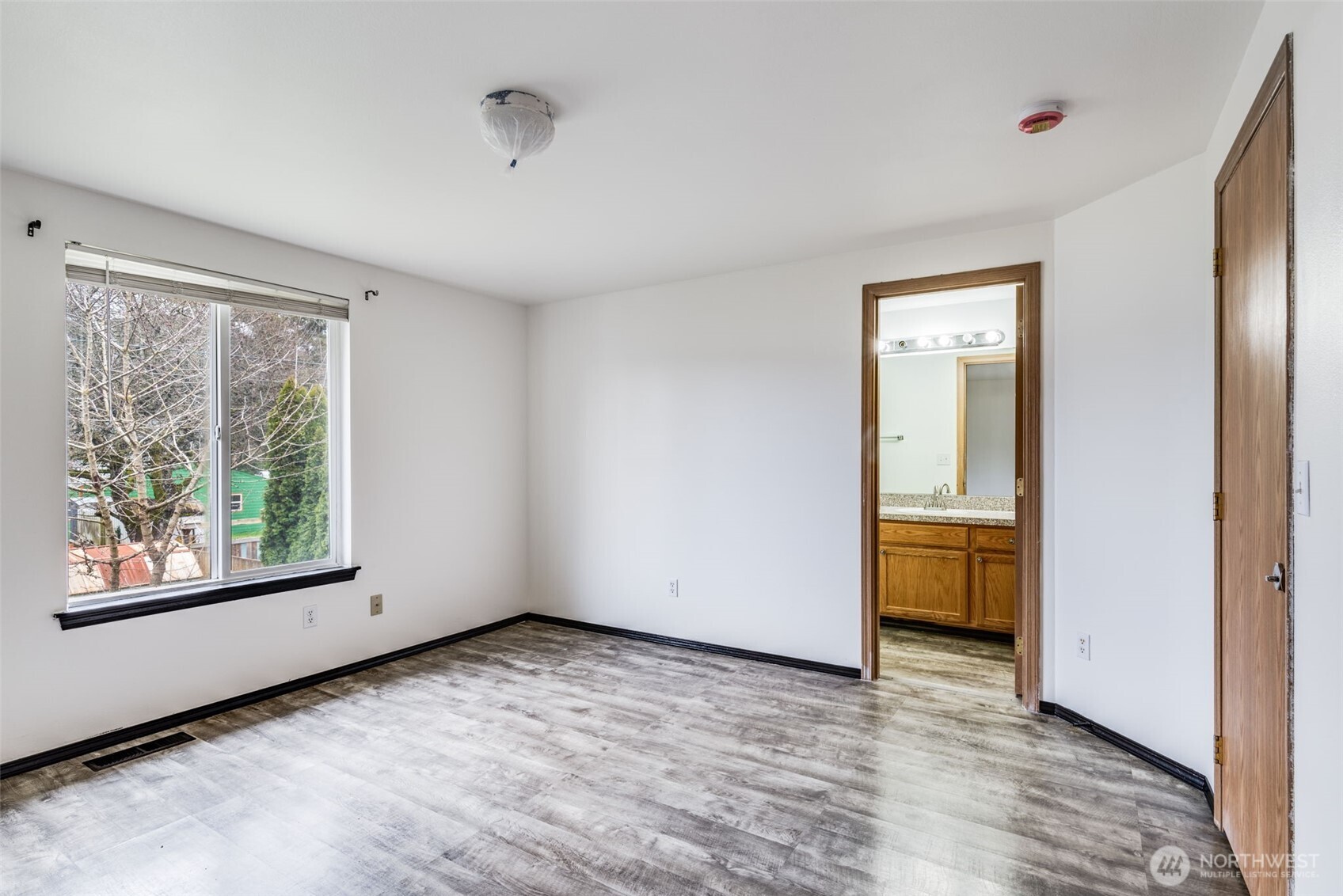 7423 S Pine Street , Tacoma, WA 98409