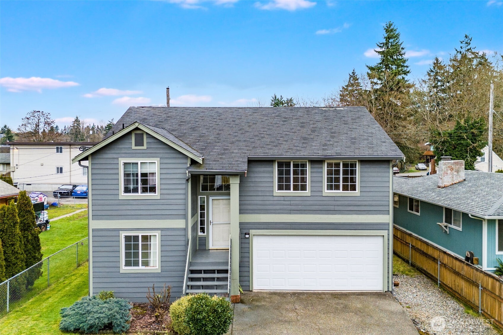 7423 S Pine Street , Tacoma, WA 98409