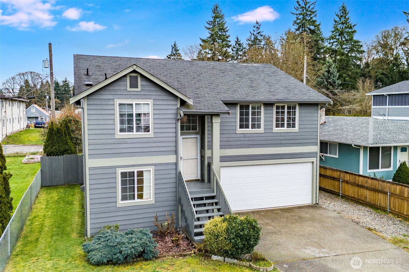 7423 S Pine Street , Tacoma, WA 98409