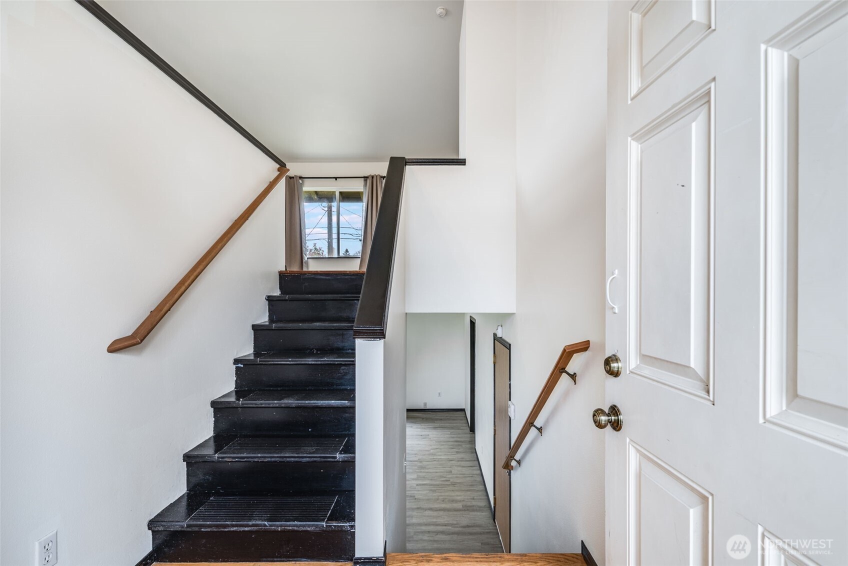 7423 S Pine Street , Tacoma, WA 98409