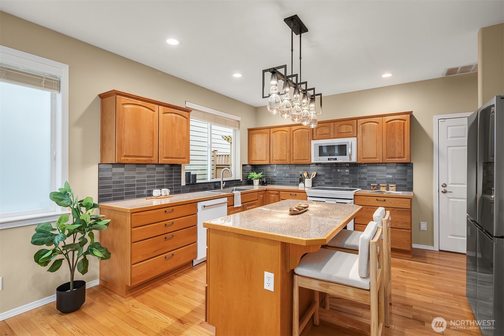 2802 144th Place SW, Lynnwood, WA 98087