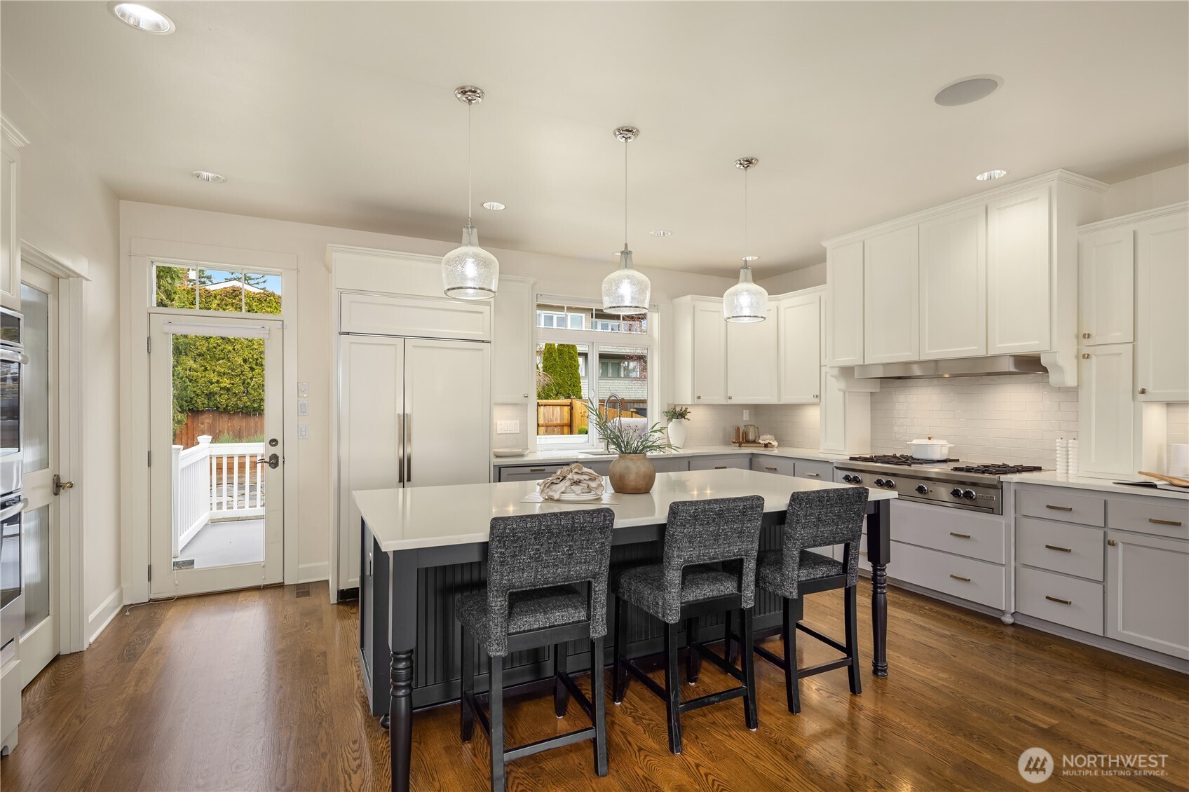 508 10th Avenue W, Kirkland, WA 98033