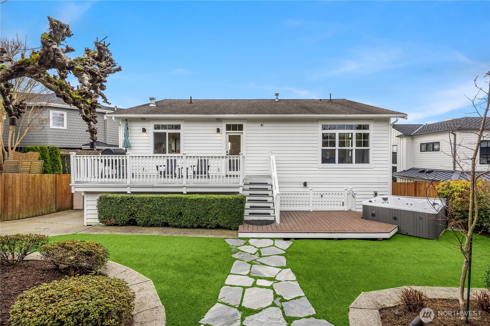 508 10th Avenue W, Kirkland, WA 98033