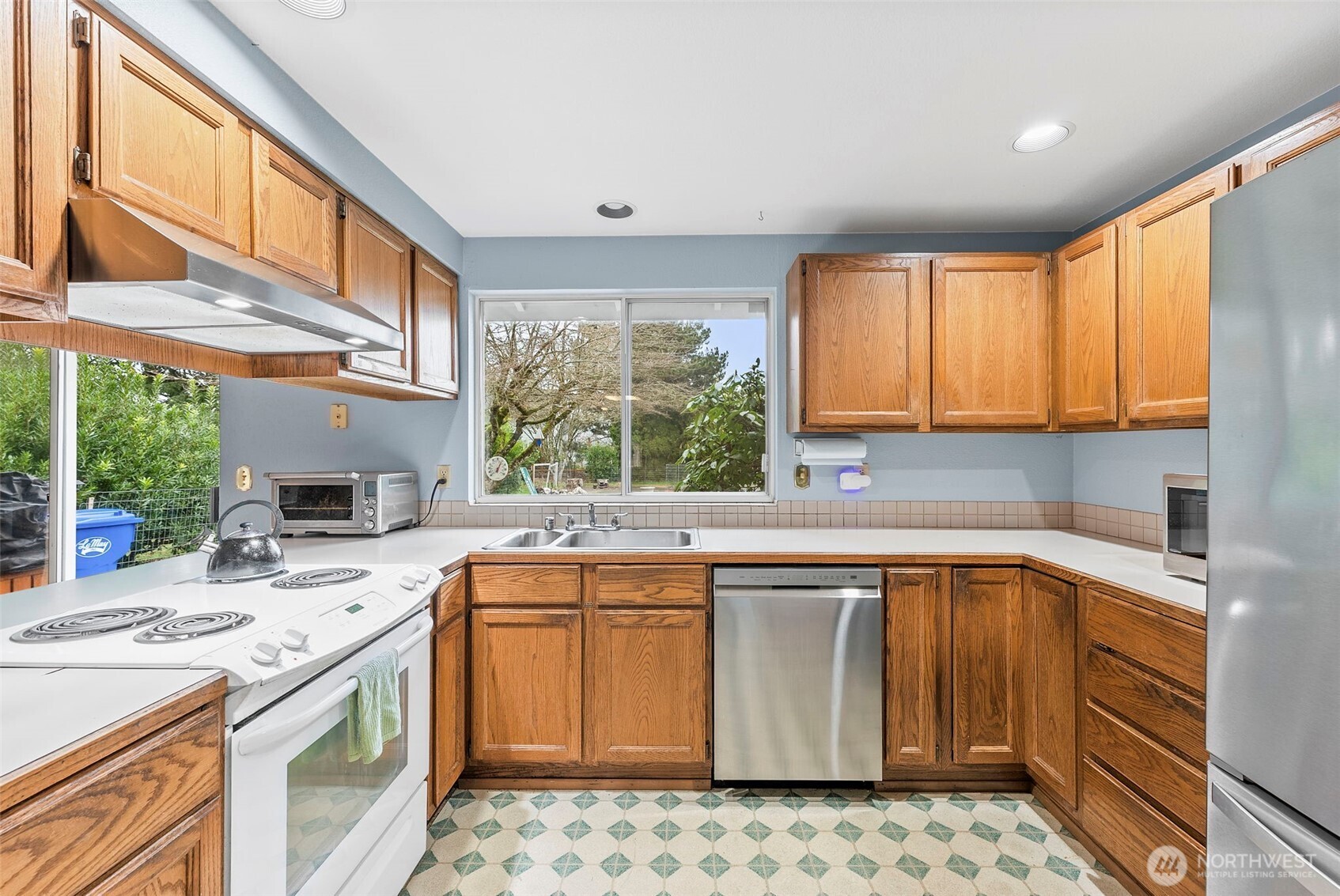 5717 60th Street Ct W, University Place, WA 98467