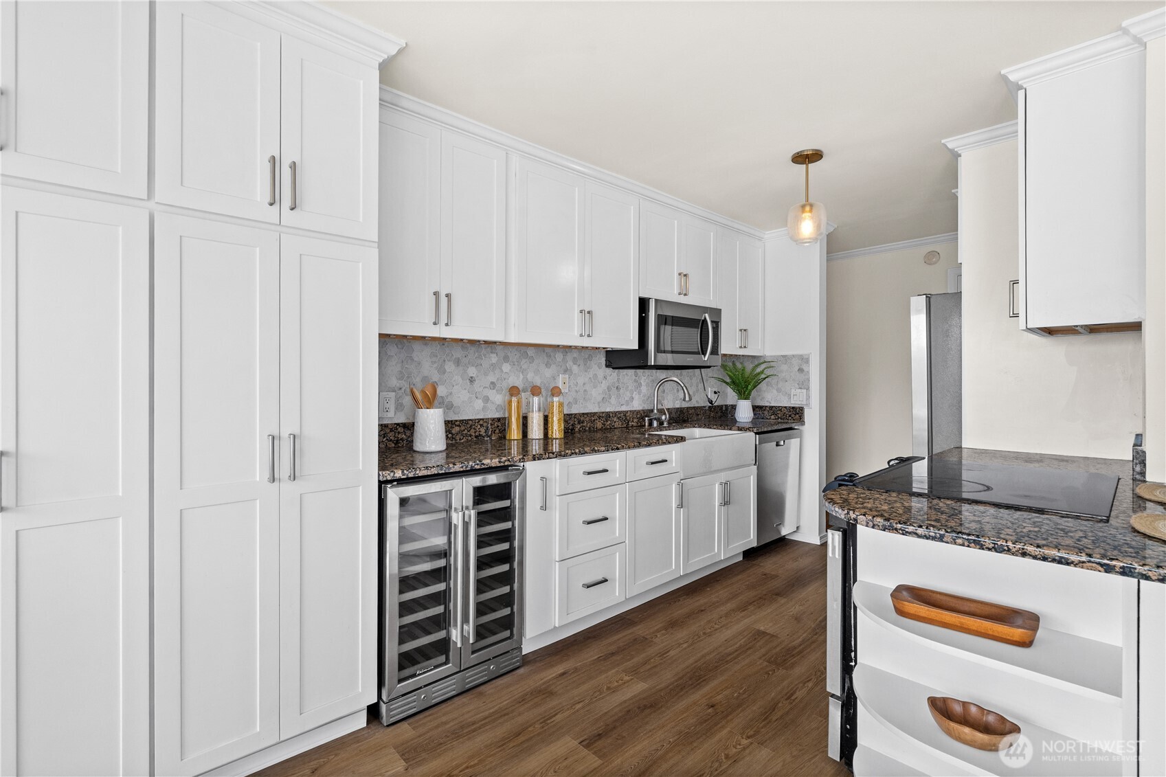 1214 Taylor Avenue N #401, Seattle, WA 98109