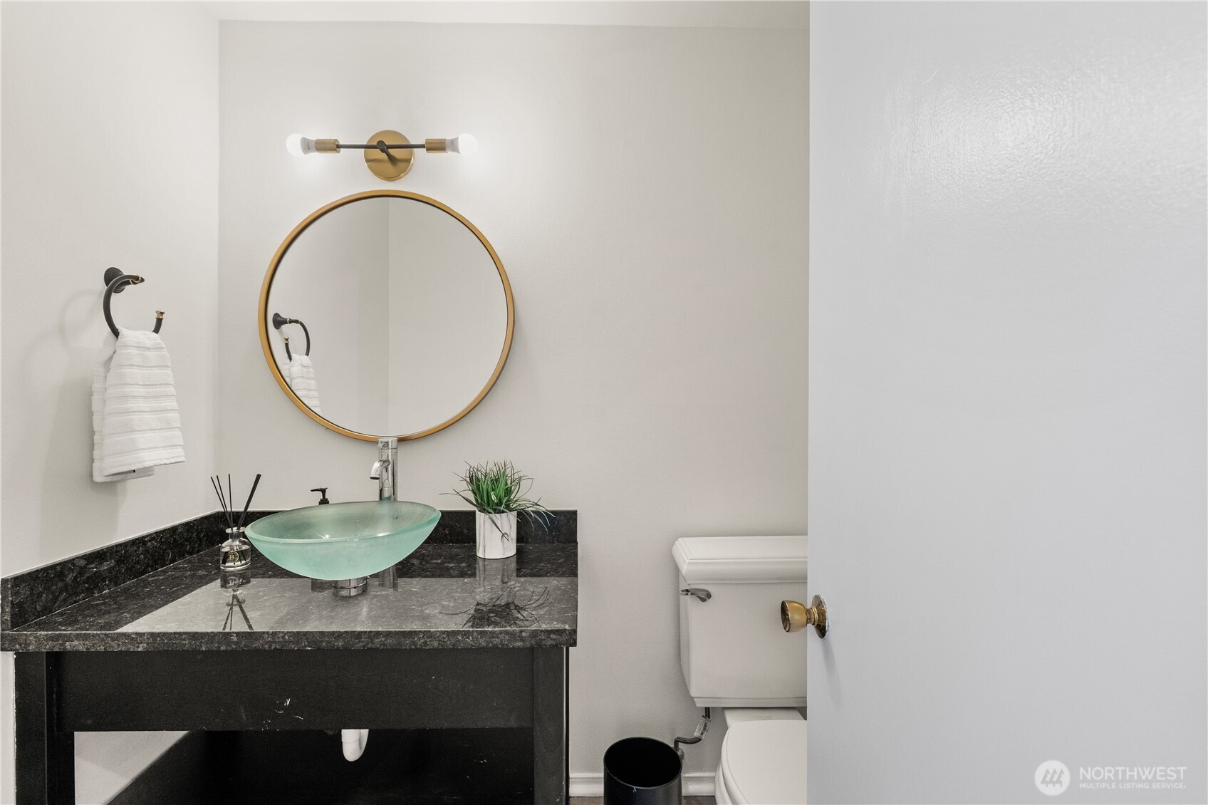 1214 Taylor Avenue N #401, Seattle, WA 98109