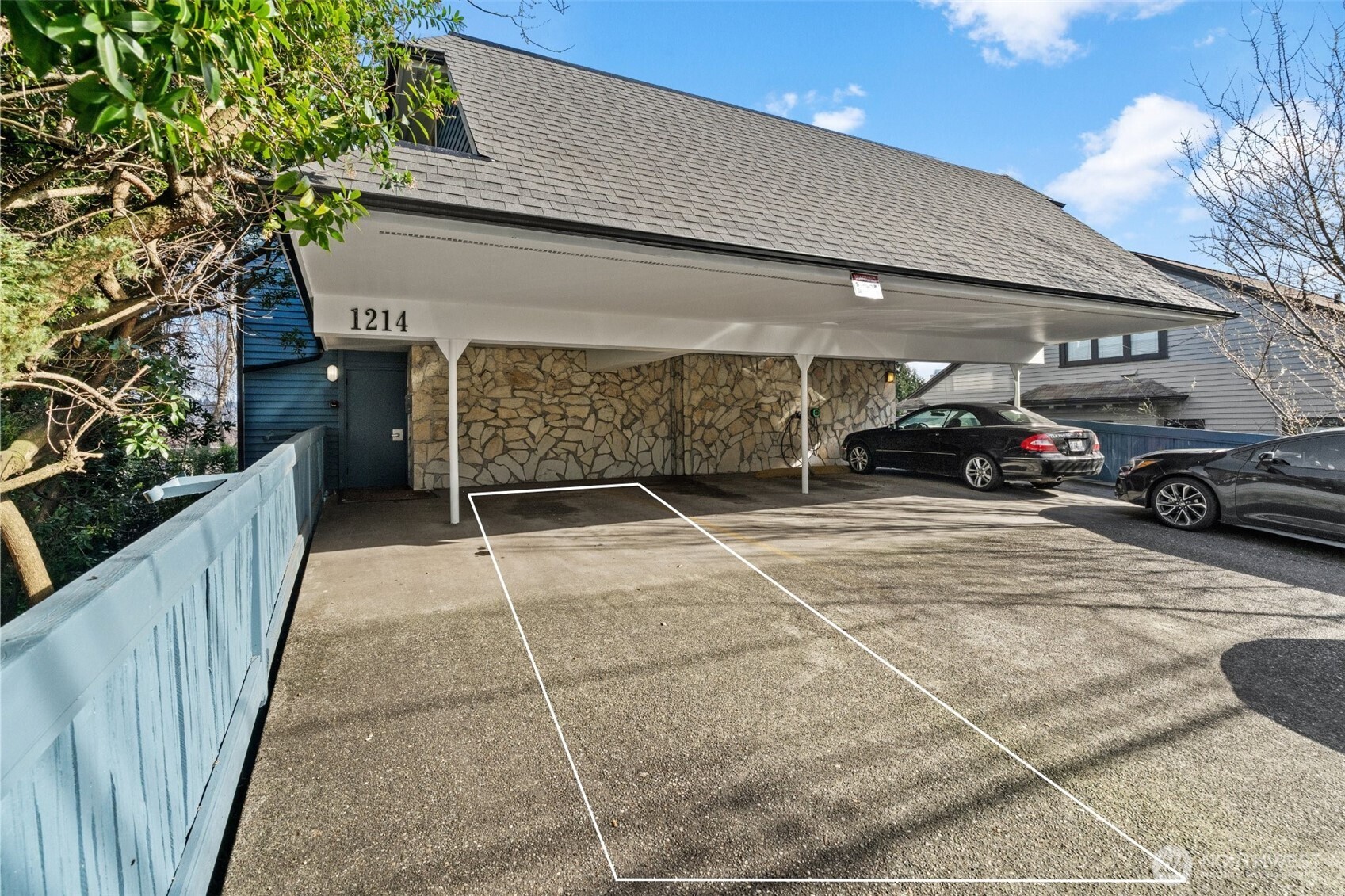 1214 Taylor Avenue N #401, Seattle, WA 98109