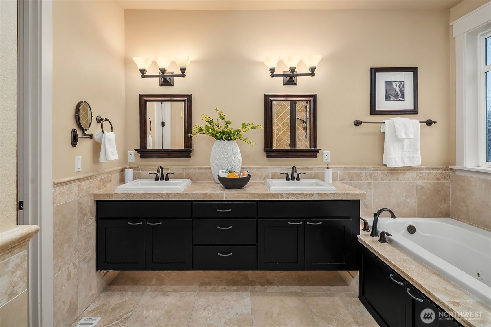 3311 Burnett Avenue N, Renton, WA 98056