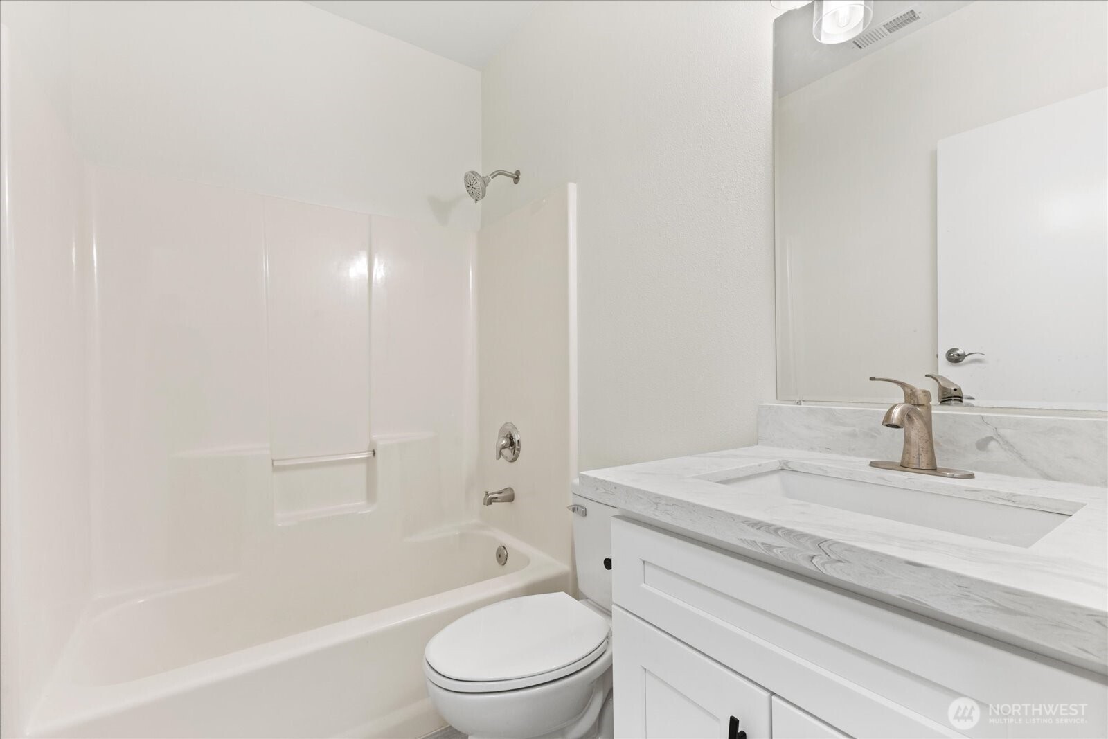 422 E Titus , Kent, WA 98030