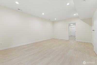 422 E Titus , Kent, WA 98030 - Photo 23