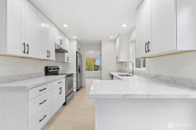 422 E Titus , Kent, WA 98030 - Photo 9