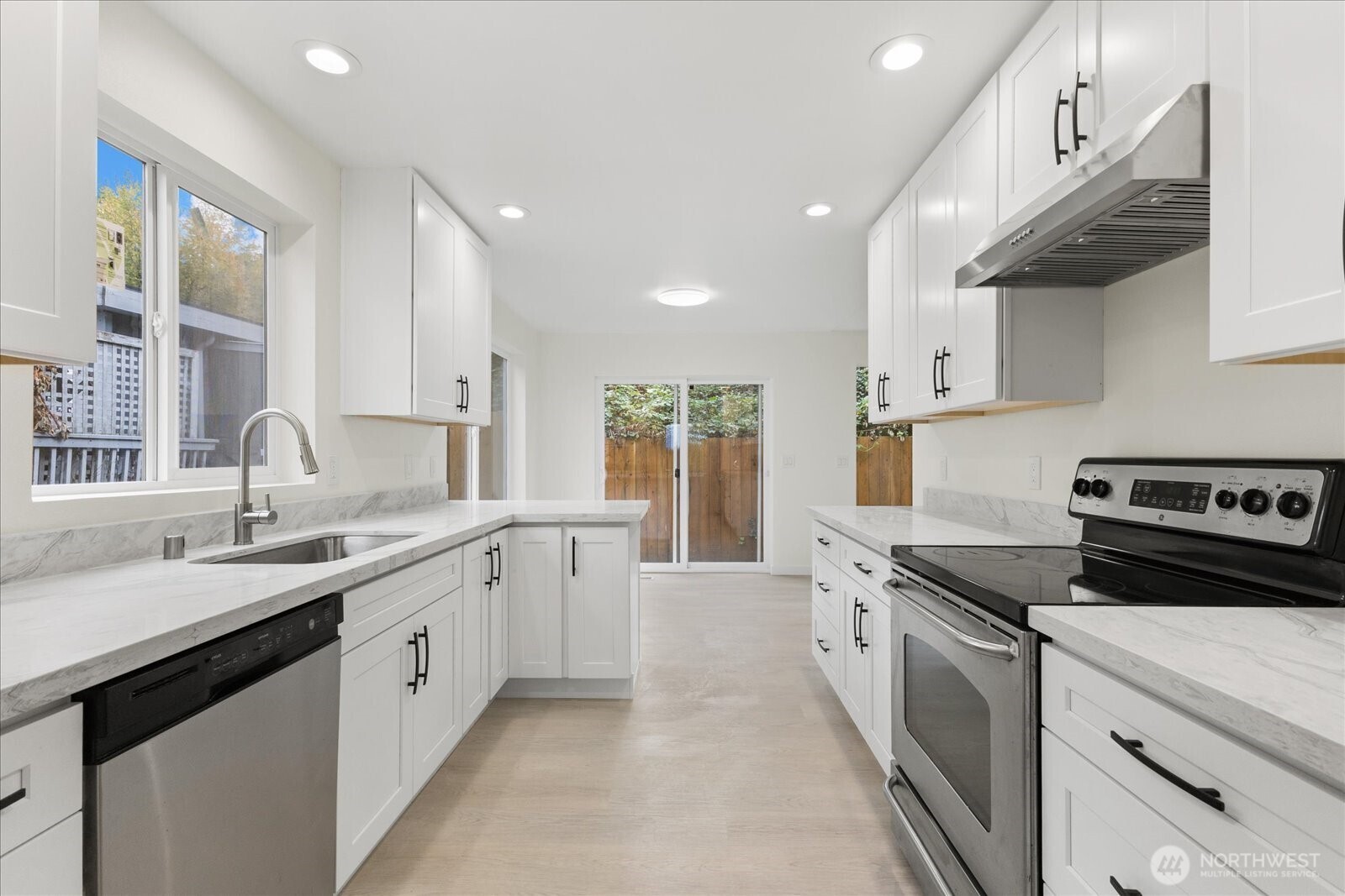 422 E Titus , Kent, WA 98030